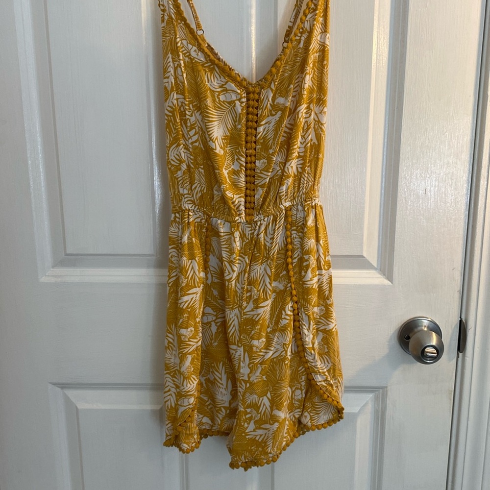 Xhilerarion Target yellow summer Romper